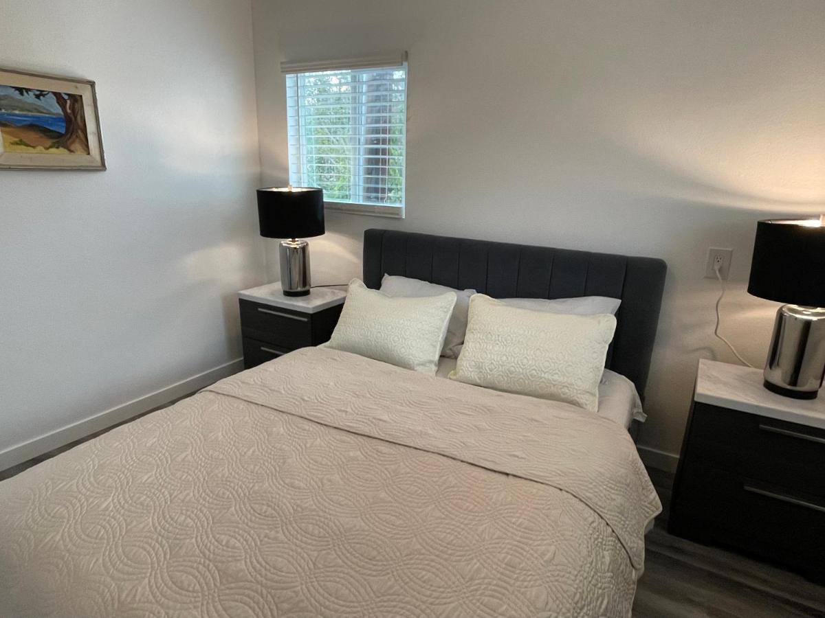 1102 French St Apartment Санта Ана Екстериор снимка